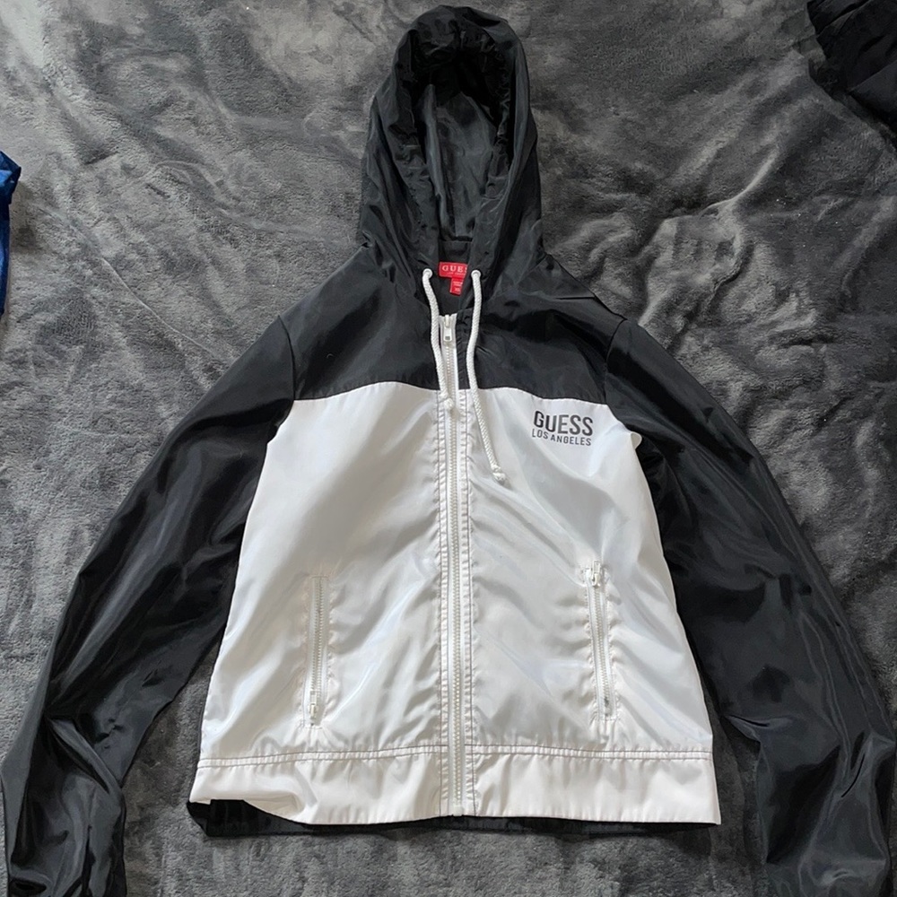 GUESS windbreaker!